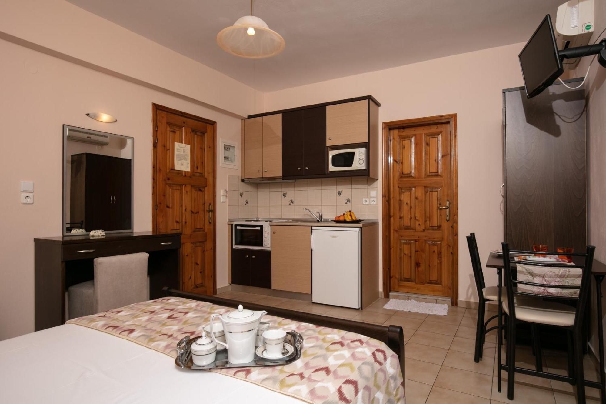 Dryades Apartments & Studios Skala Potamia  Extérieur photo