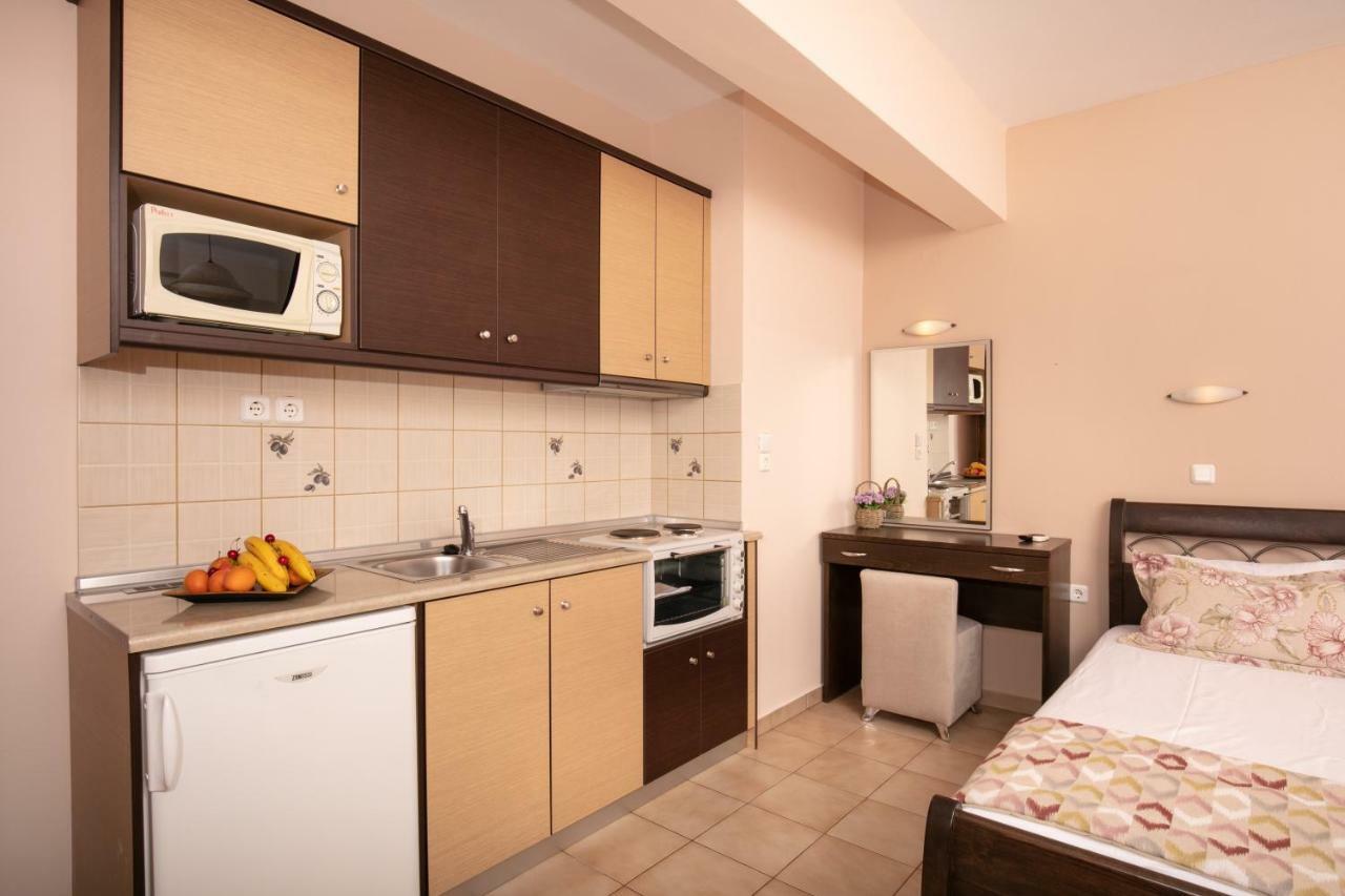 Dryades Apartments & Studios Skala Potamia  Extérieur photo